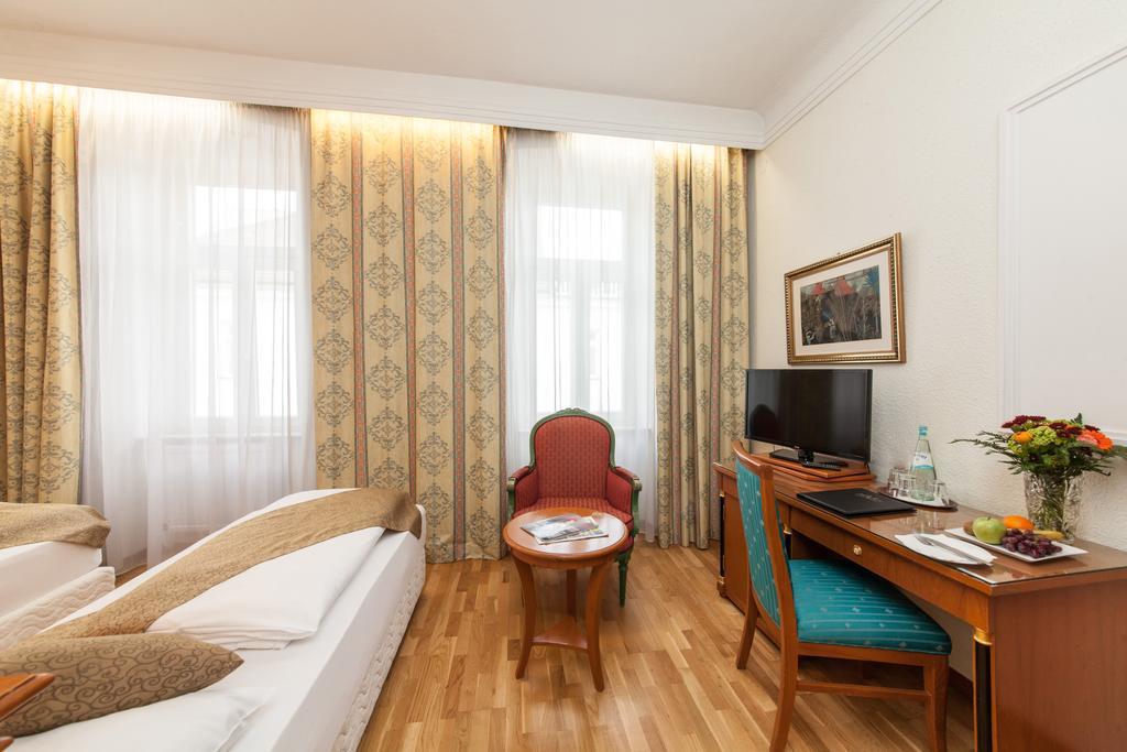 Novum Hotel Cristall Wien Messe Exterior photo