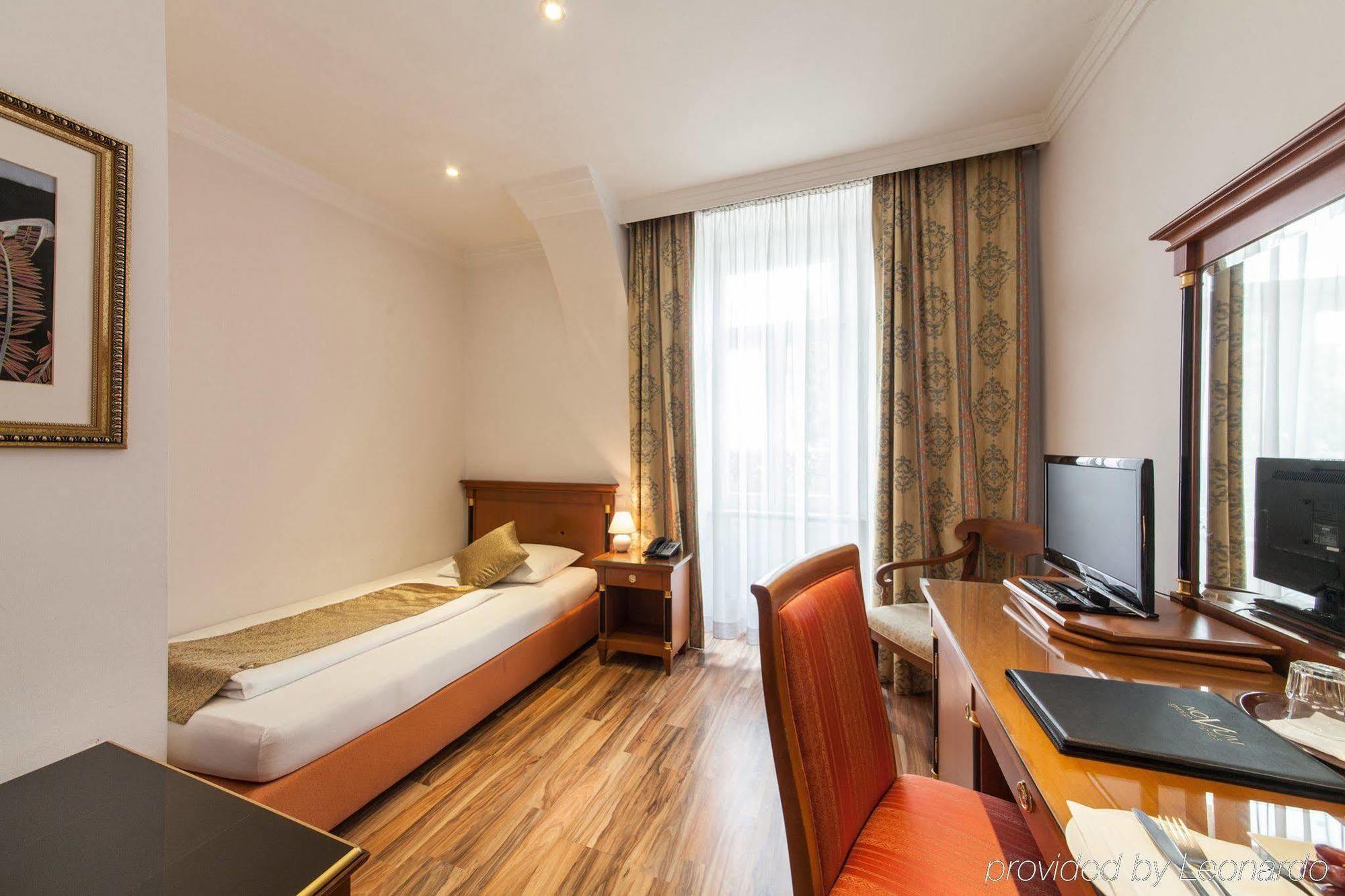 Novum Hotel Cristall Wien Messe Exterior photo